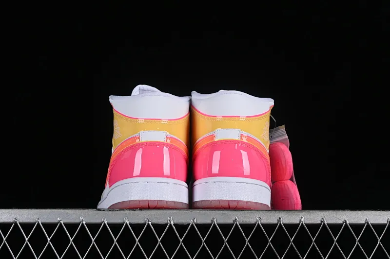 All Categories Air Jordan Jordan Series Basketball Shoes Air Jordan 1 Mid Air Jordan 1 Mid AJ1 Joe 1 Jelly Candy China Cultural Leisure Sneakers CV4611-100